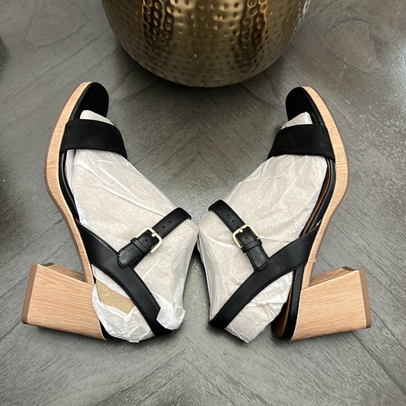 Naturalizer Leather Block Heeled Sandal - Rose - Picture 7 of 9